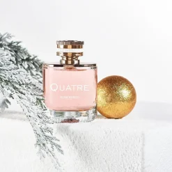 Quatre Pour Femme Quatre><noscript><img width=