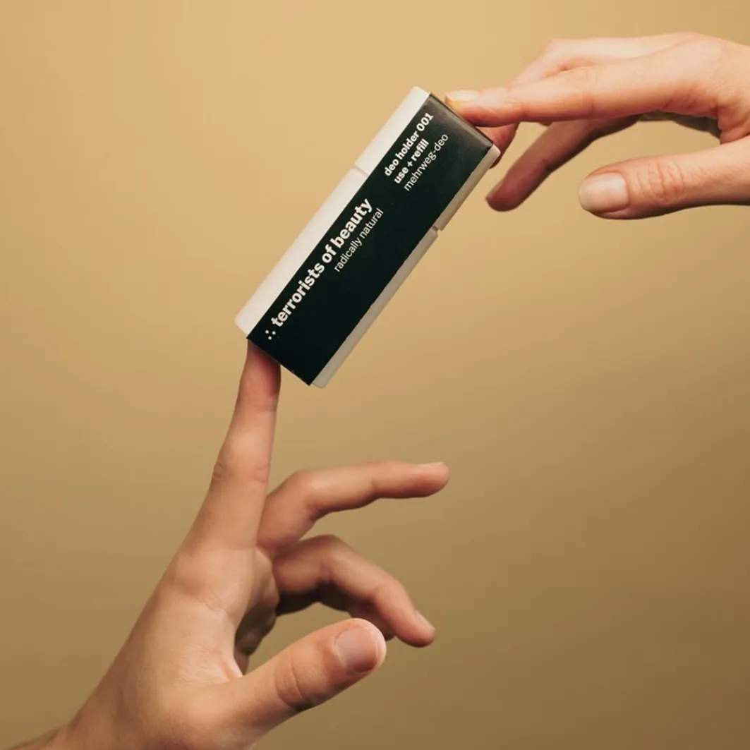 Deo Holder 001 Use + Refill>Terrorists Of Beauty Hot